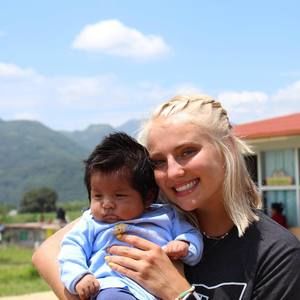 Meet your Posher, Regan